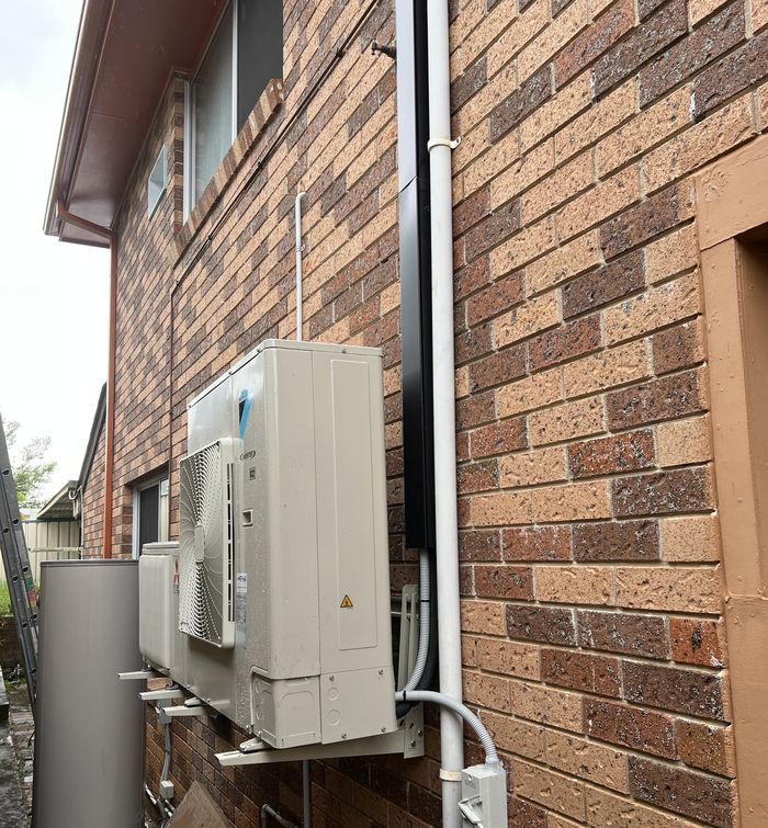 Wall-mounted outdoor unit